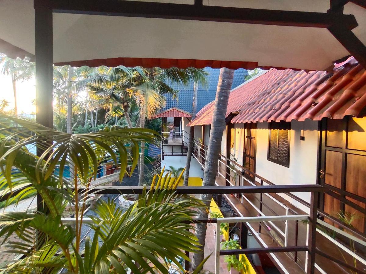 Pv Cottages - Serenity Beach Pondicherry Exteriör bild