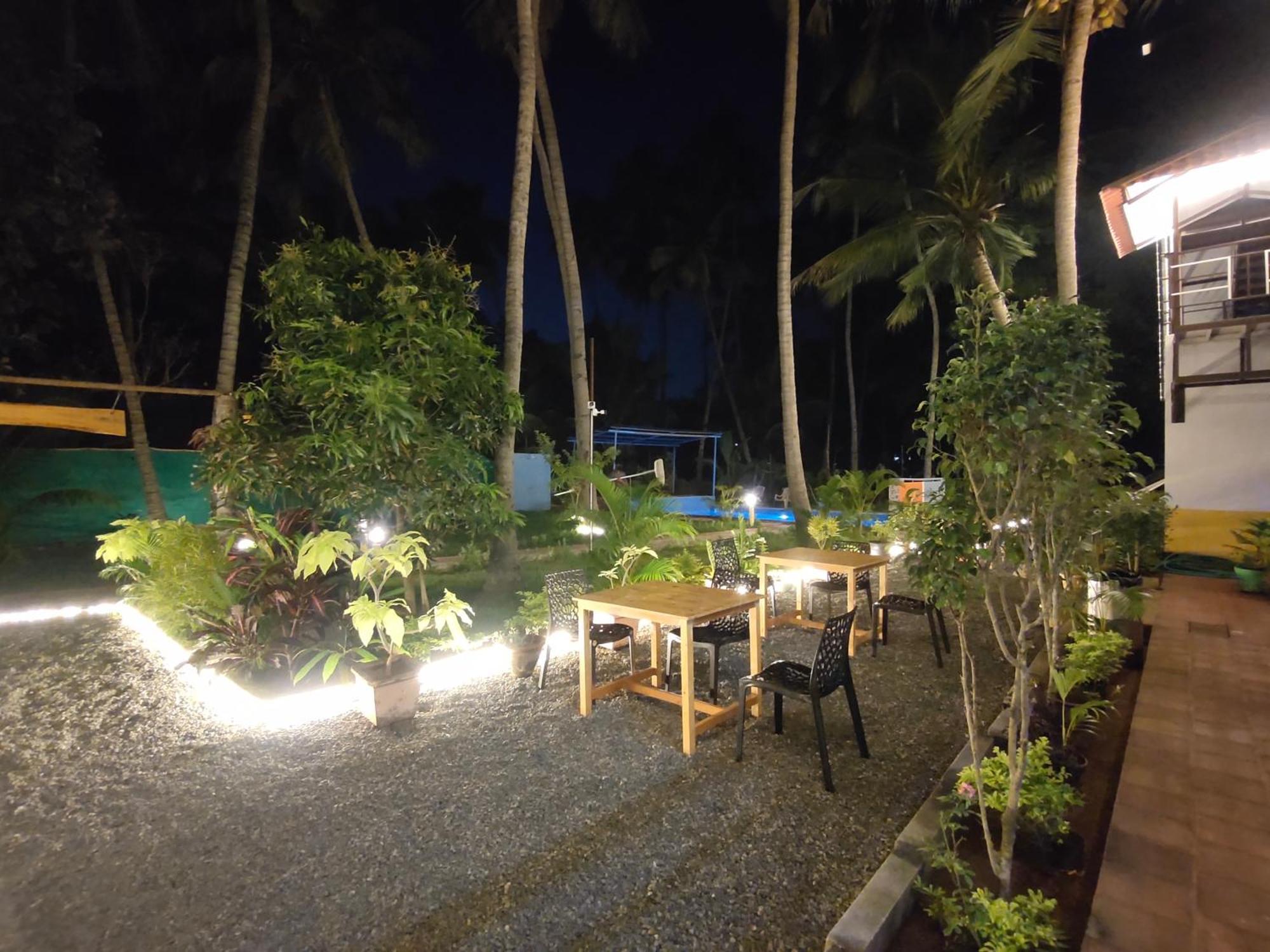 Pv Cottages - Serenity Beach Pondicherry Exteriör bild